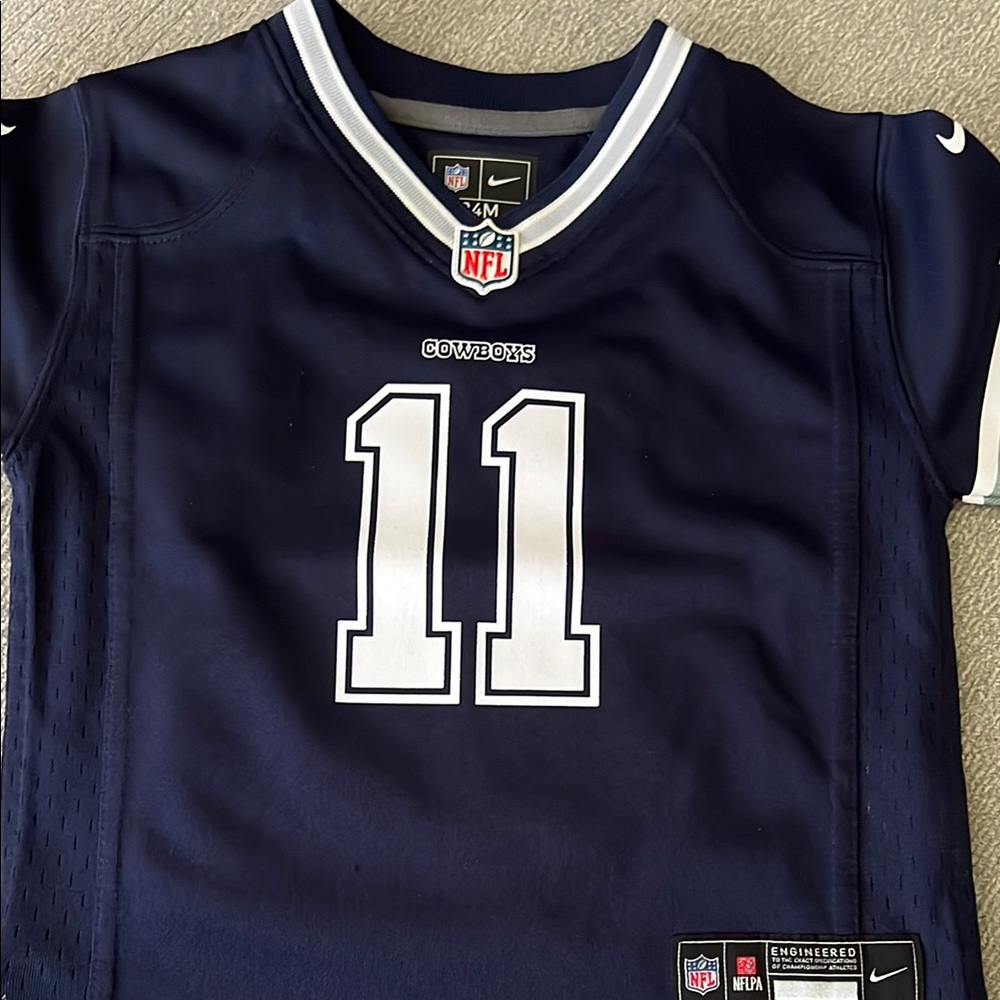 Nike Blue Athletic Jerseys for Sports Enthusiasts